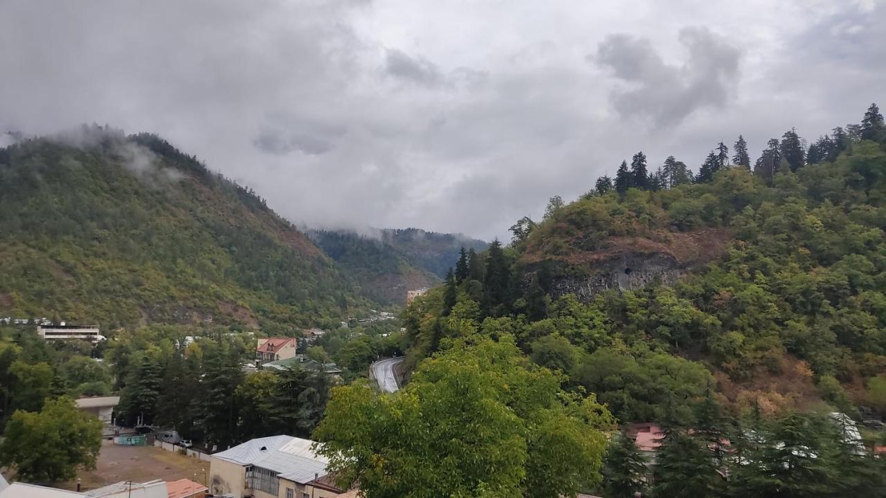 Borjomi Nest Hotell Exteriör bild