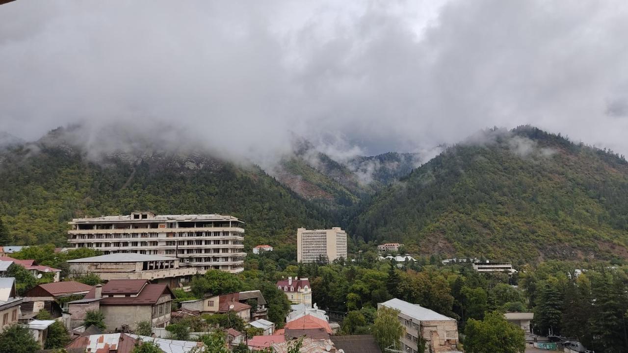 Borjomi Nest Hotell Exteriör bild